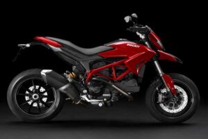 Ducati Hyperstrada 2013