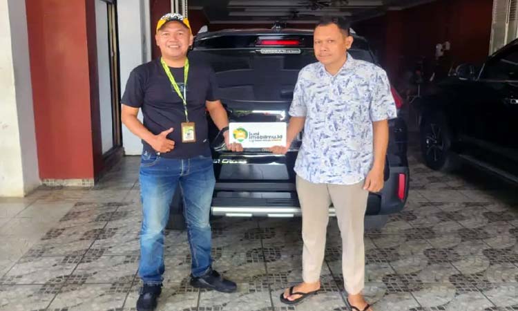 bertransaksi mobil bekas
